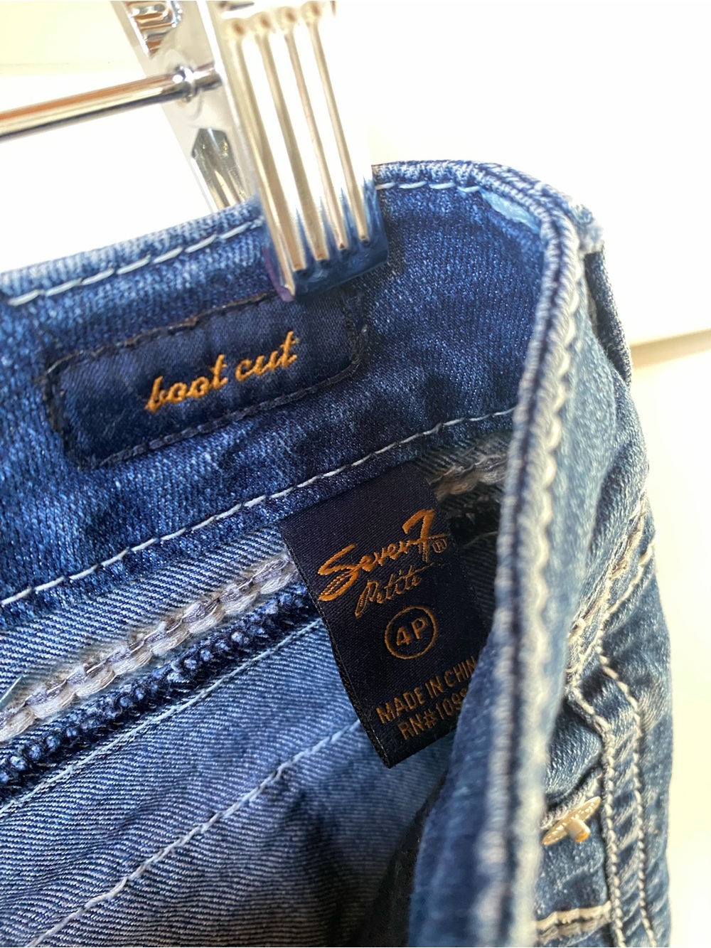 Seven7 Embroidered Pockets Bootcut Jeans View 3